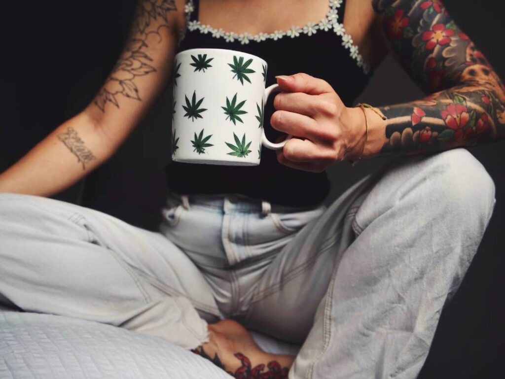 beneficios de tomar te de cannabis